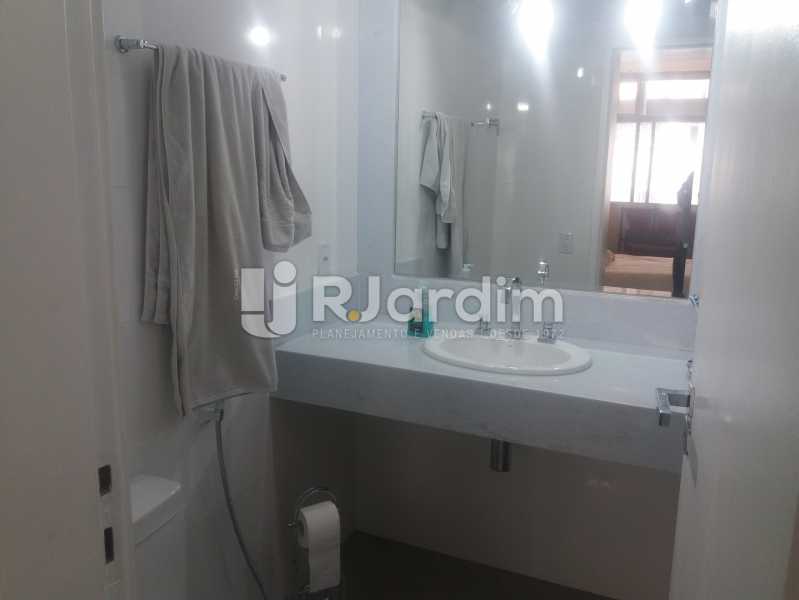 Conheça WC suíte do imóvel - Compra Venda Avaliação Imóveis Apartamento Lagoa 4 Quartos - LAAP40637 - 8 WC suíte - Compra Venda Avaliação Imóveis Apartamento Lagoa 4 Quartos - LAAP40637 - 8