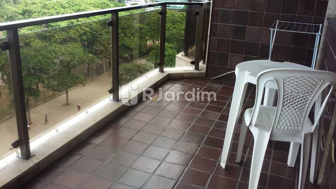 Conheça Varanda do imóvel - Imóveis Aluguel Flat Ipanema 1 Quarto - LAFL10071 - 1 Varanda - Imóveis Aluguel Flat Ipanema 1 Quarto - LAFL10071 - 1