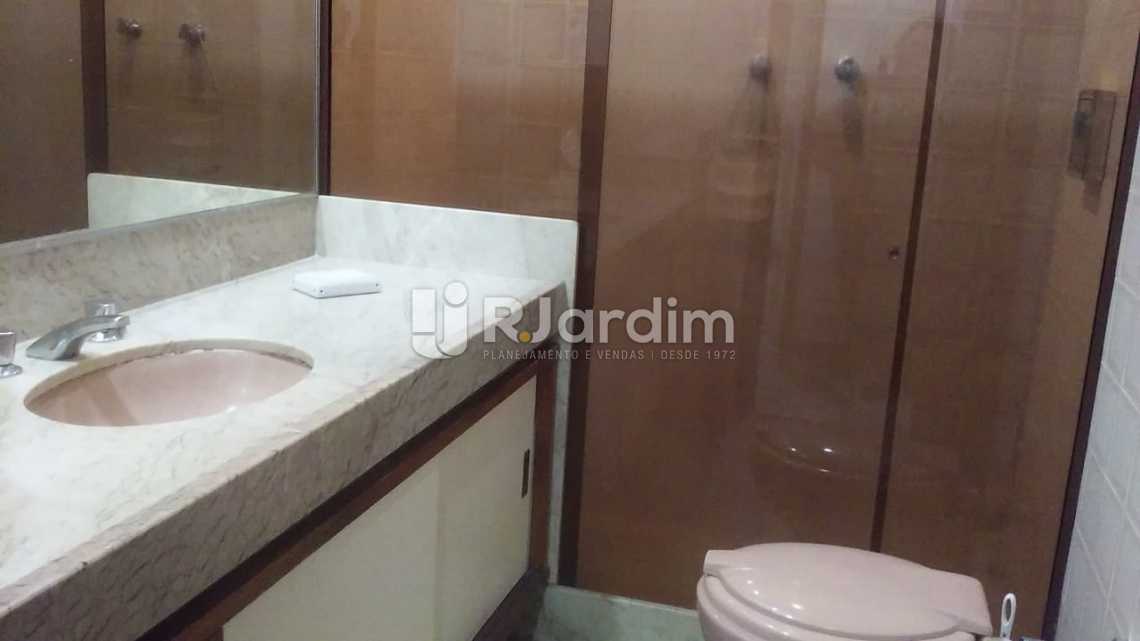 Conheça banheiro do imóvel - Imóveis Aluguel Flat Ipanema 1 Quarto - LAFL10071 - 8 banheiro - Imóveis Aluguel Flat Ipanema 1 Quarto - LAFL10071 - 8