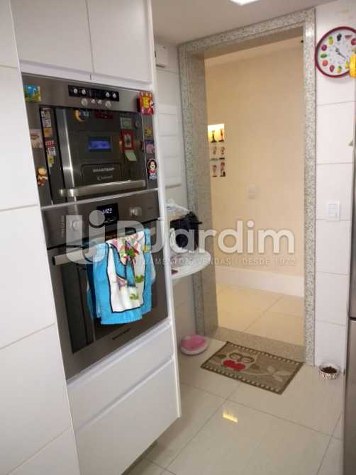 Conheça coznha do imóvel - Compra Venda Avaliação Imóveis Apartamento Botafogo 3 Quartos - LAAP31653 - 7 coznha - Compra Venda Avaliação Imóveis Apartamento Botafogo 3 Quartos - LAAP31653 - 7