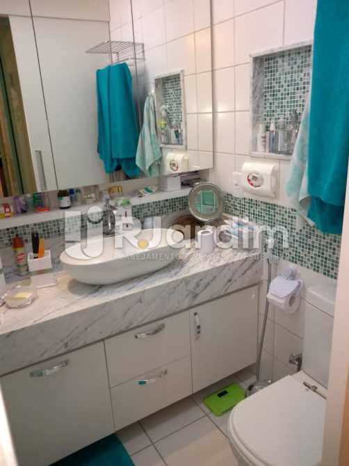 Conheça banheiro social do imóvel - Compra Venda Avaliação Imóveis Apartamento Botafogo 3 Quartos - LAAP31653 - 17 banheiro social - Compra Venda Avaliação Imóveis Apartamento Botafogo 3 Quartos - LAAP31653 - 17