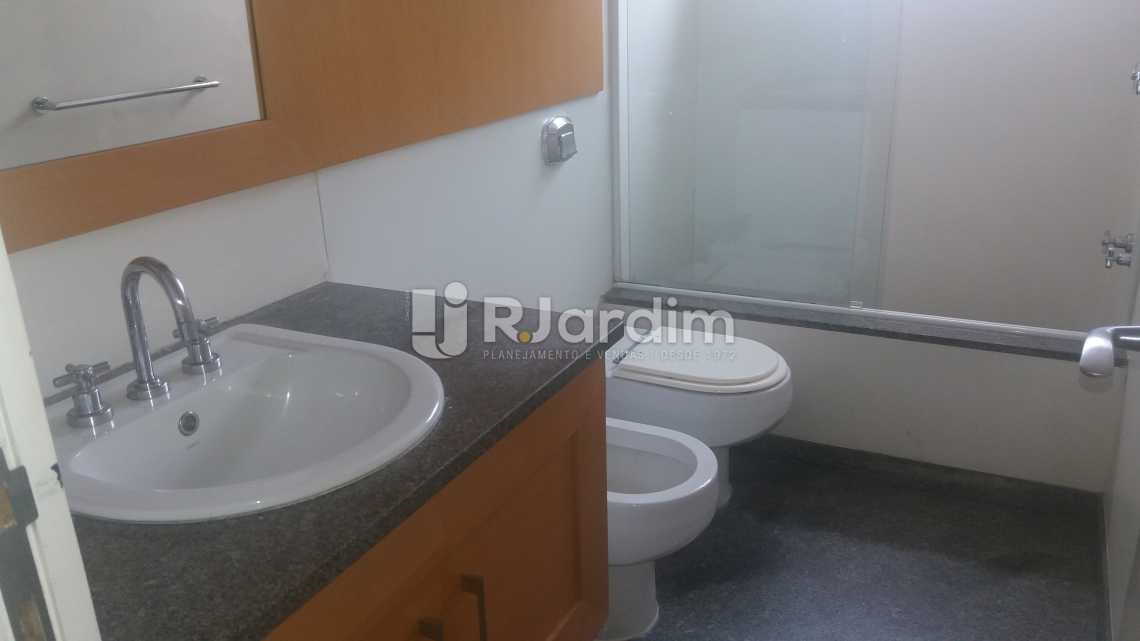 Conheça Wc suíte 2 do imóvel - Cobertura À VENDA, Ipanema, Rio de Janeiro, RJ - LACO40148 - 11 Wc suíte 2 - Cobertura À VENDA, Ipanema, Rio de Janeiro, RJ - LACO40148 - 11
