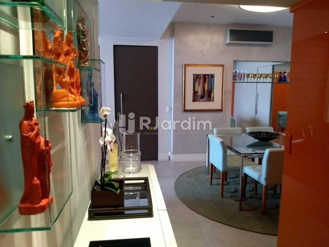 Conheça sala/entrada social do imóvel - Apartamento à venda Avenida Vieira Souto,Ipanema, Zona Sul,Rio de Janeiro - R$ 3.700.000 - LAAP31662 - 5 sala/entrada social - Apartamento à venda Avenida Vieira Souto,Ipanema, Zona Sul,Rio de Janeiro - R$ 3.700.000 - LAAP31662 - 5