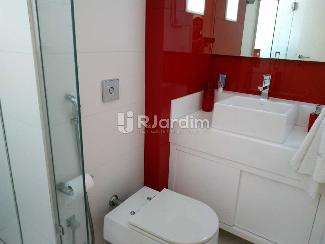 Conheça banheiro suíte 1 do imóvel - Apartamento à venda Avenida Vieira Souto,Ipanema, Zona Sul,Rio de Janeiro - R$ 3.700.000 - LAAP31662 - 15 banheiro suíte 1 - Apartamento à venda Avenida Vieira Souto,Ipanema, Zona Sul,Rio de Janeiro - R$ 3.700.000 - LAAP31662 - 15