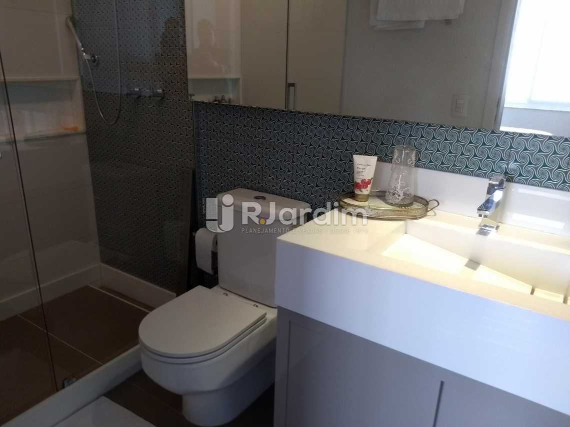 Conheça banheiro /suíte 3 do imóvel - Apartamento à venda Avenida Vieira Souto,Ipanema, Zona Sul,Rio de Janeiro - R$ 3.700.000 - LAAP31662 - 20 banheiro /suíte 3 - Apartamento à venda Avenida Vieira Souto,Ipanema, Zona Sul,Rio de Janeiro - R$ 3.700.000 - LAAP31662 - 20