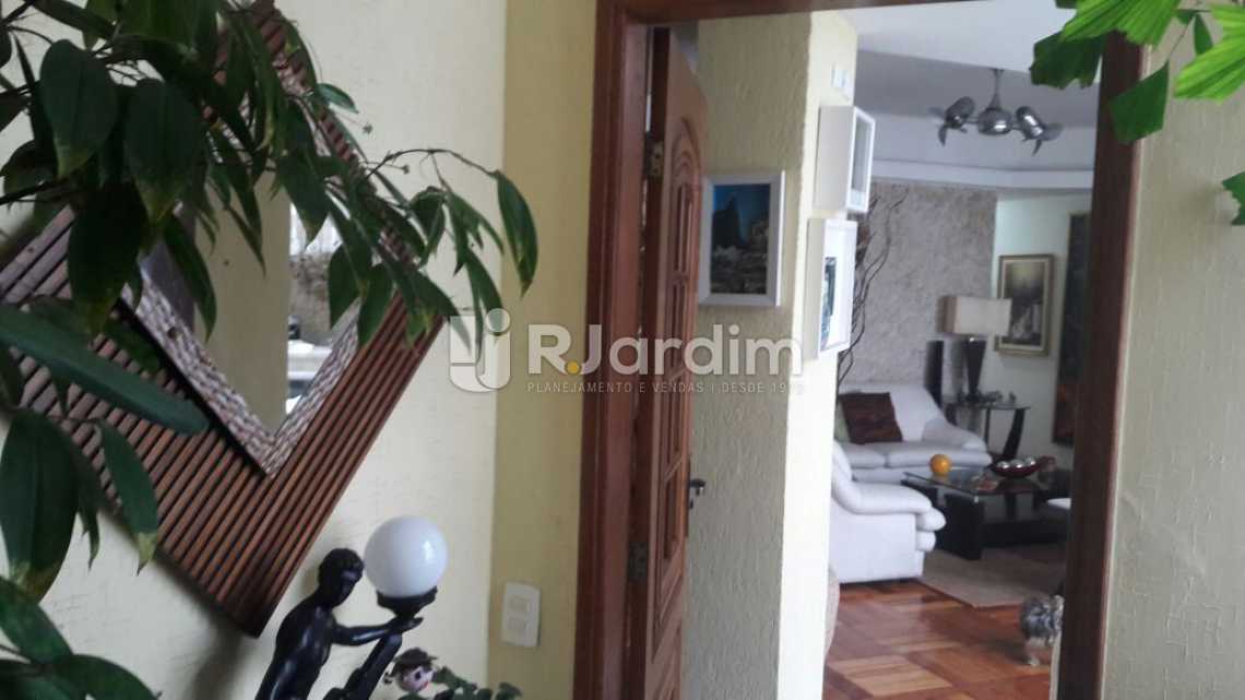 Conheça Hall social do imóvel - Apartamento PARA ALUGAR, Copacabana, Rio de Janeiro, RJ - LAAP31665 - 3 Hall social - Apartamento PARA ALUGAR, Copacabana, Rio de Janeiro, RJ - LAAP31665 - 3