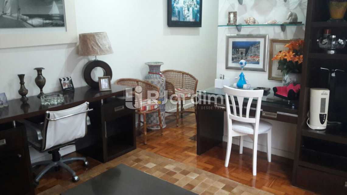 Conheça 3o quarto do imóvel - Apartamento PARA ALUGAR, Copacabana, Rio de Janeiro, RJ - LAAP31665 - 17 3o quarto - Apartamento PARA ALUGAR, Copacabana, Rio de Janeiro, RJ - LAAP31665 - 17