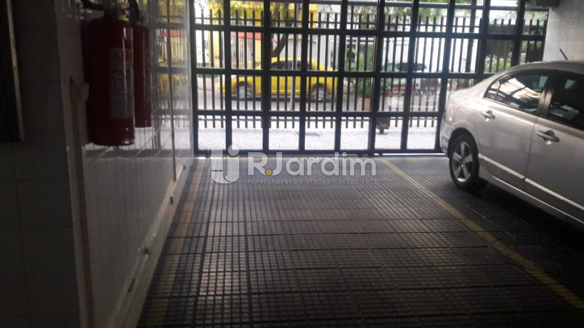 Conheça Vaga do imóvel - Ipanema, 2 suítes,2 vagas soltas,varanda , lagoa - LAAP31668 - 29 Vaga - Ipanema, 2 suítes,2 vagas soltas,varanda , lagoa - LAAP31668 - 29
