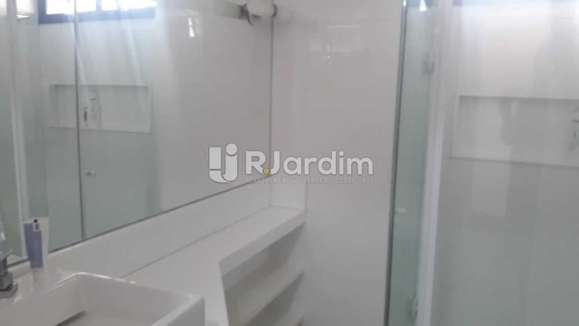 Conheça Banheiro do imóvel - Ipanema, 2 suítes,2 vagas soltas,varanda , lagoa - LAAP31668 - 24 Banheiro - Ipanema, 2 suítes,2 vagas soltas,varanda , lagoa - LAAP31668 - 24