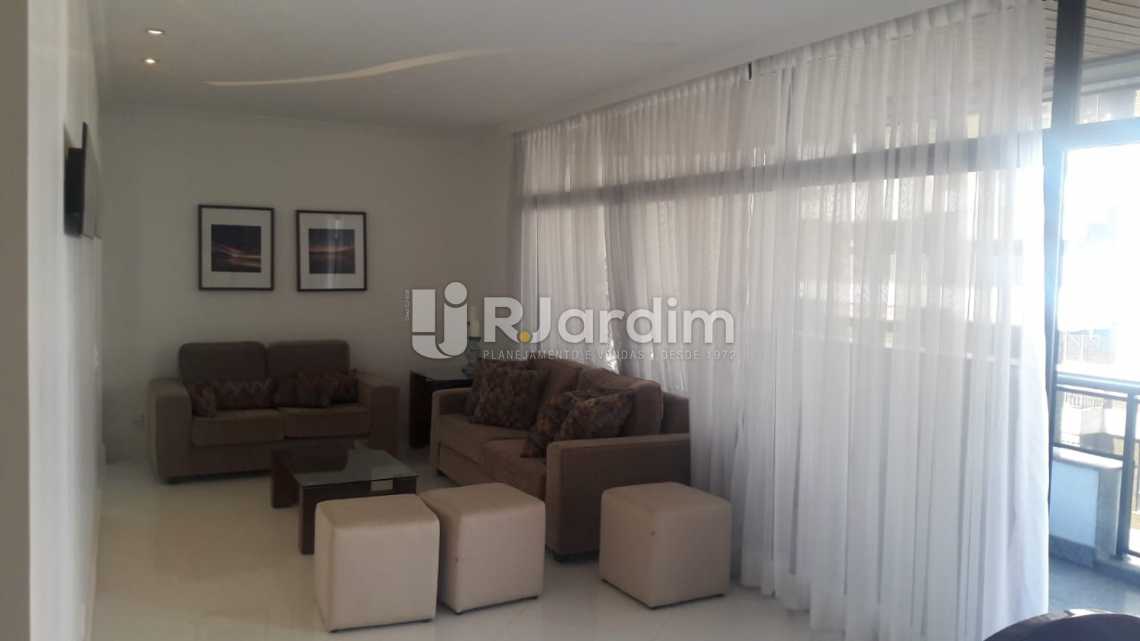 Conheça Sala do imóvel - Ipanema, 2 suítes,2 vagas soltas,varanda , lagoa - LAAP31668 - 5 Sala - Ipanema, 2 suítes,2 vagas soltas,varanda , lagoa - LAAP31668 - 5