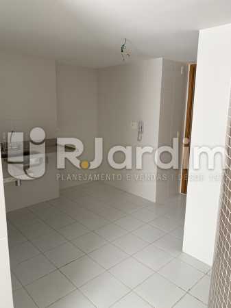 Conheça COZINHA do imóvel - Mariana Classic Apartamento Botafogo 3 Suítes - LAAP31670 - 5 COZINHA - Mariana Classic Apartamento Botafogo 3 Suítes - LAAP31670 - 5