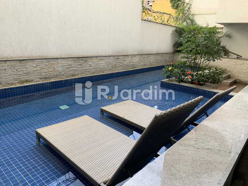 Conheça PISCINA do imóvel - Mariana Classic Apartamento Botafogo 3 Suítes - LAAP31670 - 19 PISCINA - Mariana Classic Apartamento Botafogo 3 Suítes - LAAP31670 - 19