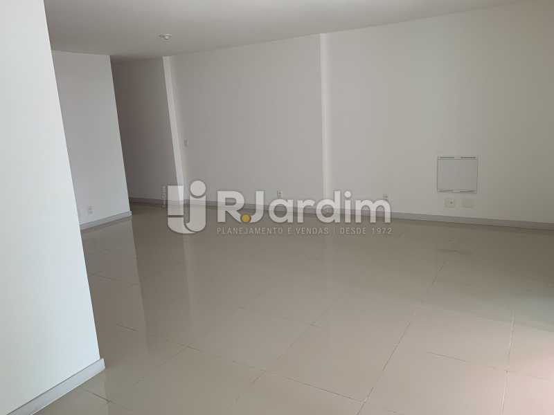 Conheça SALA3 do imóvel - Mariana Classic Apartamento Botafogo 3 Suítes - LAAP31670 - 23 SALA3 - Mariana Classic Apartamento Botafogo 3 Suítes - LAAP31670 - 23