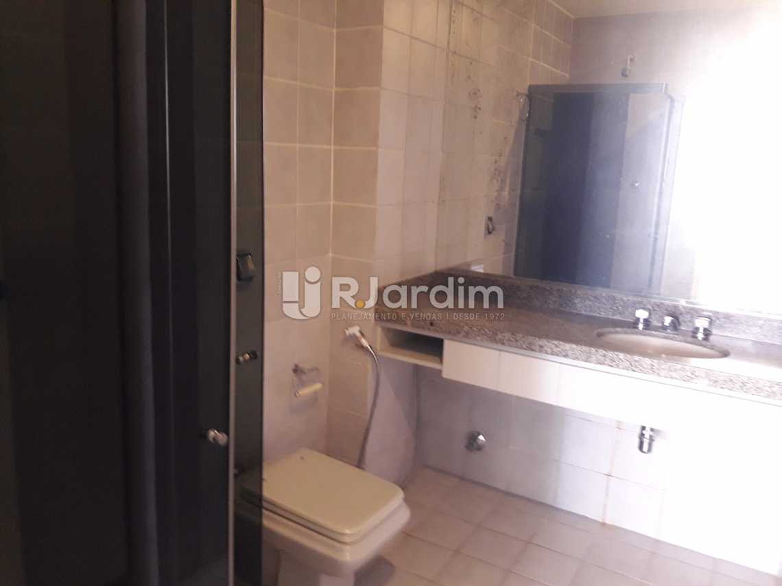 Conheça Banheiro do imóvel - Compra Venda Avaliação Imóveis Sala Comercial Copacabana - LASL00153 - 10 Banheiro - Compra Venda Avaliação Imóveis Sala Comercial Copacabana - LASL00153 - 10