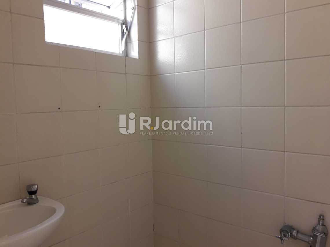 Conheça Banheiro do imóvel - Compra Venda Avaliação Imóveis Sala Comercial Copacabana - LASL00153 - 20 Banheiro - Compra Venda Avaliação Imóveis Sala Comercial Copacabana - LASL00153 - 20