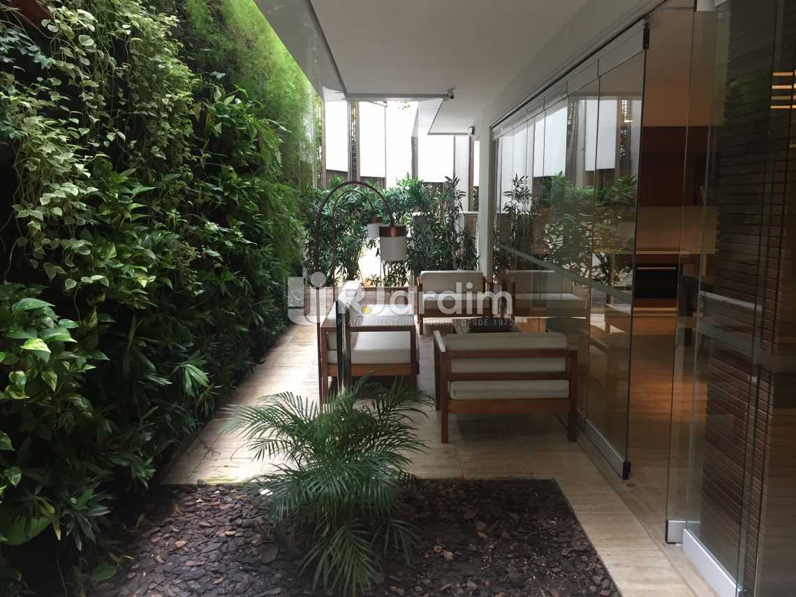 Conheça Área de convivência do imóvel - Apartamento Avenida Visconde de Albuquerque,Leblon, Zona Sul,Rio de Janeiro, RJ À Venda, 2 Quartos, 80m² - LAAP21191 - 17 Área de convivência - Apartamento Avenida Visconde de Albuquerque,Leblon, Zona Sul,Rio de Janeiro, RJ À Venda, 2 Quartos, 80m² - LAAP21191 - 17