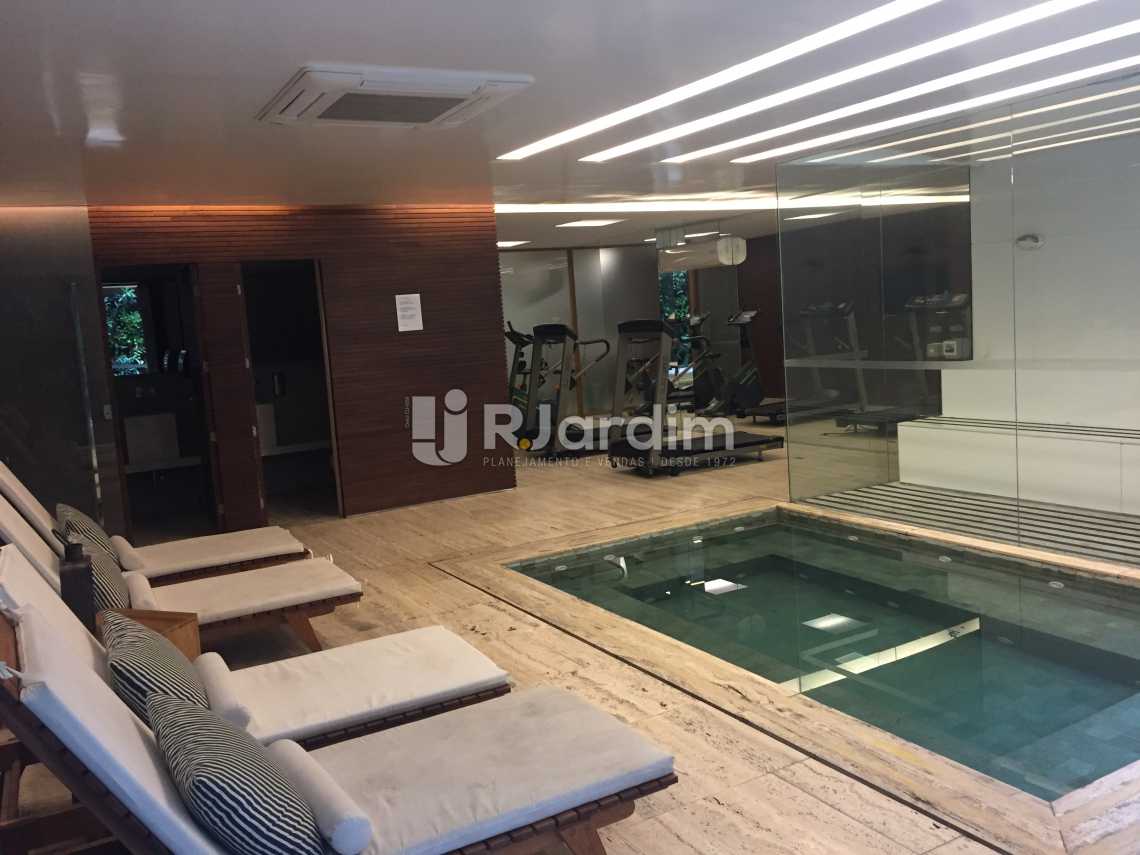 Conheça Hidromassagem do imóvel - Apartamento Avenida Visconde de Albuquerque,Leblon, Zona Sul,Rio de Janeiro, RJ À Venda, 2 Quartos, 80m² - LAAP21191 - 18 Hidromassagem - Apartamento Avenida Visconde de Albuquerque,Leblon, Zona Sul,Rio de Janeiro, RJ À Venda, 2 Quartos, 80m² - LAAP21191 - 18