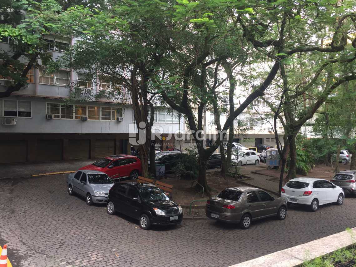 Conheça Vista do imóvel - Apartamento Avenida Visconde de Albuquerque,Leblon, Zona Sul,Rio de Janeiro, RJ À Venda, 2 Quartos, 80m² - LAAP21191 - 9 Vista - Apartamento Avenida Visconde de Albuquerque,Leblon, Zona Sul,Rio de Janeiro, RJ À Venda, 2 Quartos, 80m² - LAAP21191 - 9