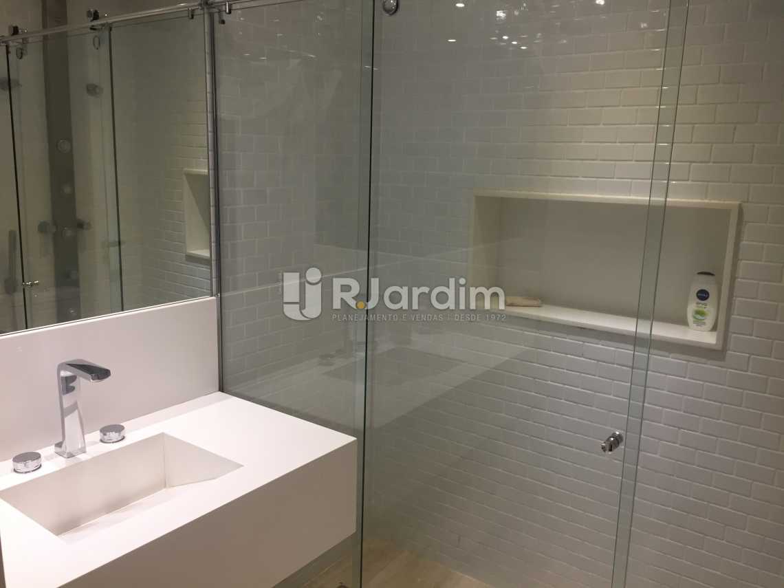 Conheça Banheiro suíte do imóvel - Apartamento Avenida Visconde de Albuquerque,Leblon, Zona Sul,Rio de Janeiro, RJ À Venda, 2 Quartos, 80m² - LAAP21191 - 11 Banheiro suíte - Apartamento Avenida Visconde de Albuquerque,Leblon, Zona Sul,Rio de Janeiro, RJ À Venda, 2 Quartos, 80m² - LAAP21191 - 11