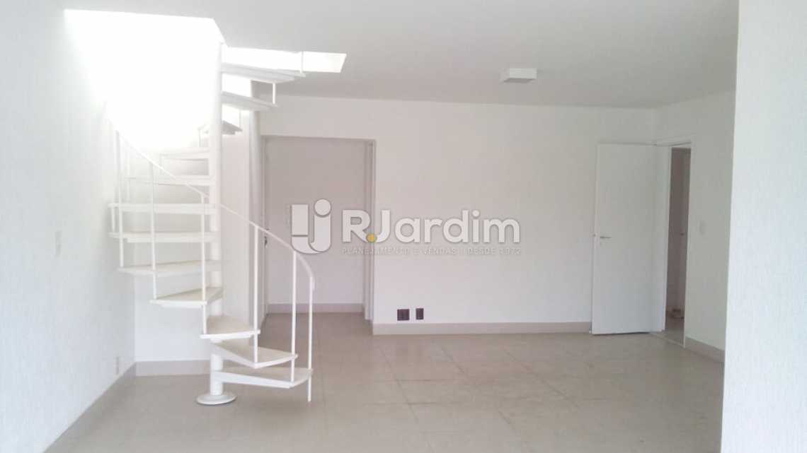 Conheça sala / entrada social do imóvel - Cobertura À VENDA, Barra da Tijuca, Rio de Janeiro, RJ - LACO40151 - 7 sala / entrada social - Cobertura À VENDA, Barra da Tijuca, Rio de Janeiro, RJ - LACO40151 - 7