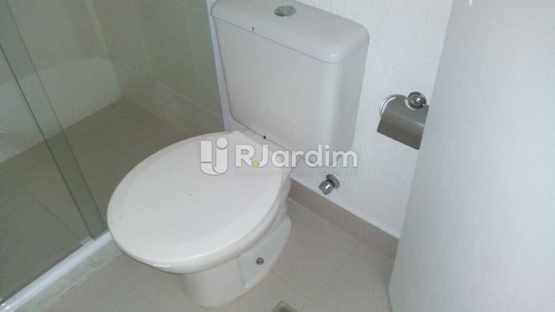 Conheça banheiro do imóvel - Cobertura À VENDA, Barra da Tijuca, Rio de Janeiro, RJ - LACO40151 - 17 banheiro - Cobertura À VENDA, Barra da Tijuca, Rio de Janeiro, RJ - LACO40151 - 17