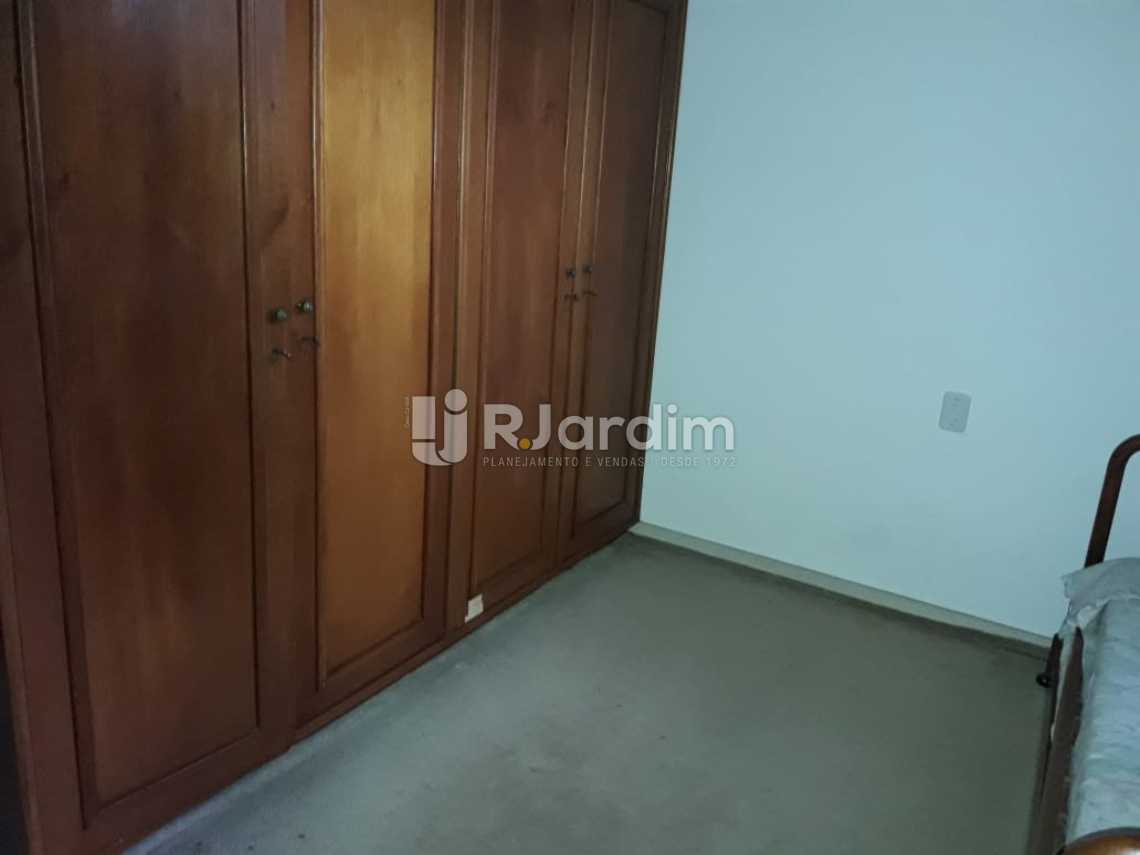 Conheça quarto do imóvel - Compra Venda Avaliação Imóveis Casa Residencial Barra da Tijuca 4 Quartos - LACN40015 - 13 quarto - Compra Venda Avaliação Imóveis Casa Residencial Barra da Tijuca 4 Quartos - LACN40015 - 13