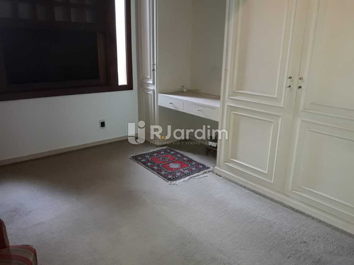 Conheça quarto do imóvel - Compra Venda Avaliação Imóveis Casa Residencial Barra da Tijuca 4 Quartos - LACN40015 - 21 quarto - Compra Venda Avaliação Imóveis Casa Residencial Barra da Tijuca 4 Quartos - LACN40015 - 21