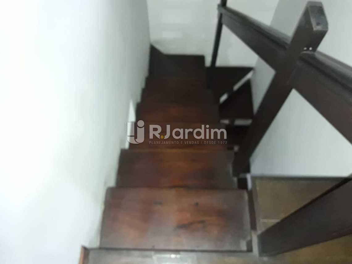 Conheça acesso / segundo piso do imóvel - Compra Venda Avaliação Imóveis Casa Residencial Barra da Tijuca 4 Quartos - LACN40015 - 17 acesso / segundo piso - Compra Venda Avaliação Imóveis Casa Residencial Barra da Tijuca 4 Quartos - LACN40015 - 17