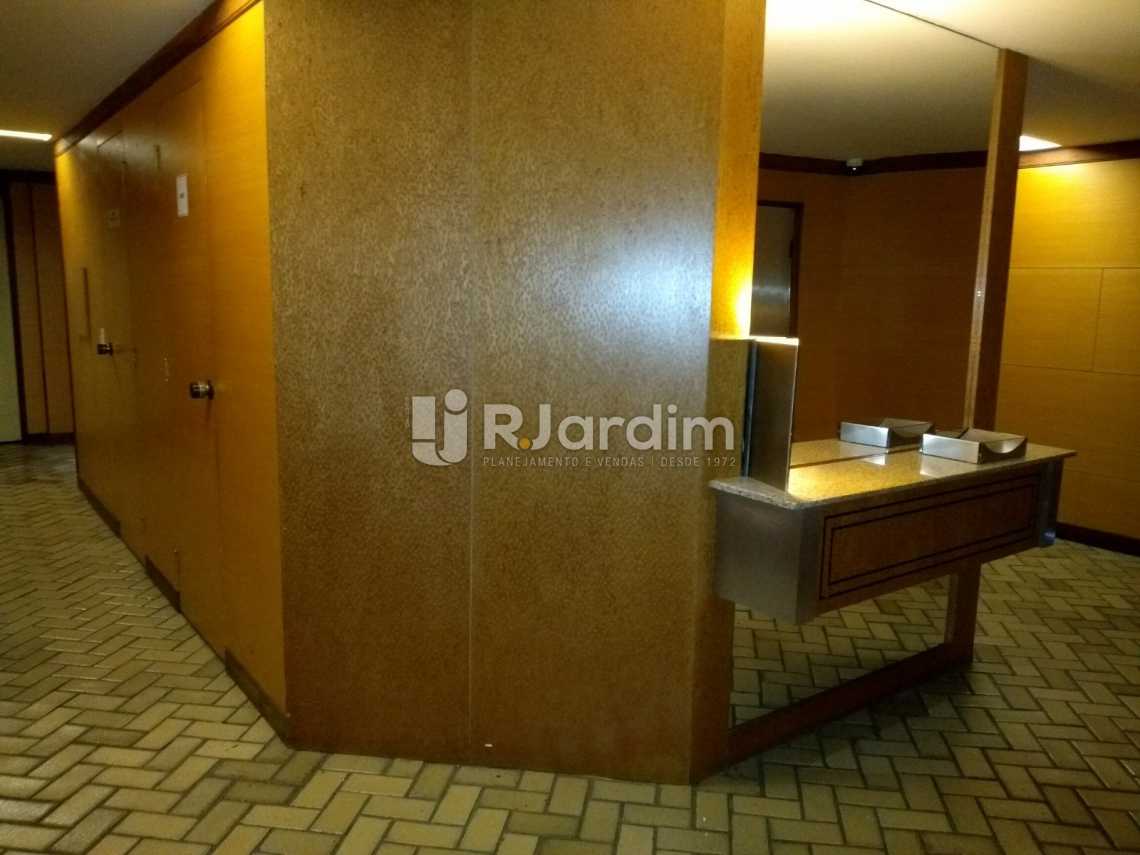 Conheça hall / entrada dos quartos do imóvel - Compra Venda Avaliação Imóveis Aparthotel Ipanema Apartamento 2 Quartos - LAAP21196 - 21 hall / entrada dos quartos - Compra Venda Avaliação Imóveis Aparthotel Ipanema Apartamento 2 Quartos - LAAP21196 - 21