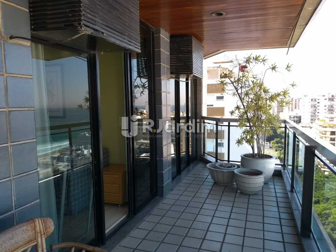 Conheça varanda / acesso aos quartos do imóvel - Compra Venda Avaliação Imóveis Aparthotel Ipanema Apartamento 2 Quartos - LAAP21196 - 5 varanda / acesso aos quartos - Compra Venda Avaliação Imóveis Aparthotel Ipanema Apartamento 2 Quartos - LAAP21196 - 5