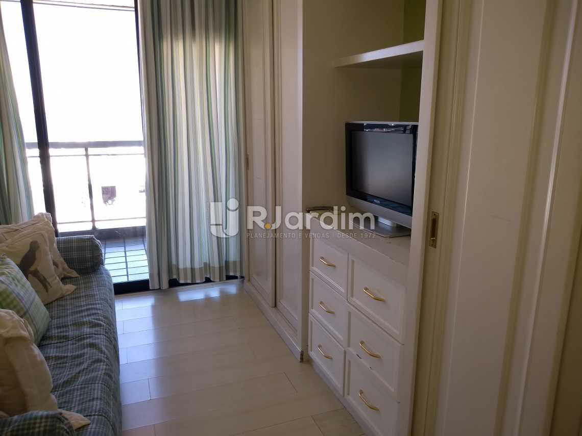 Conheça quarto / armários do imóvel - Compra Venda Avaliação Imóveis Aparthotel Ipanema Apartamento 2 Quartos - LAAP21196 - 15 quarto / armários - Compra Venda Avaliação Imóveis Aparthotel Ipanema Apartamento 2 Quartos - LAAP21196 - 15