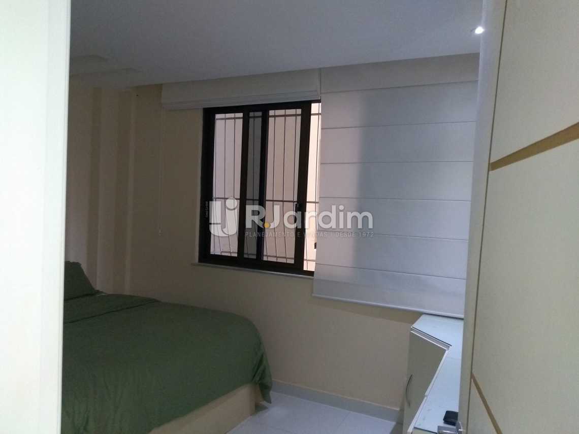 Conheça Quarto 1 do imóvel - Compra Venda Avaliação Imóveis Apartamento Copacabana 3 Quartos - LAAP31678 - 12 Quarto 1 - Compra Venda Avaliação Imóveis Apartamento Copacabana 3 Quartos - LAAP31678 - 12