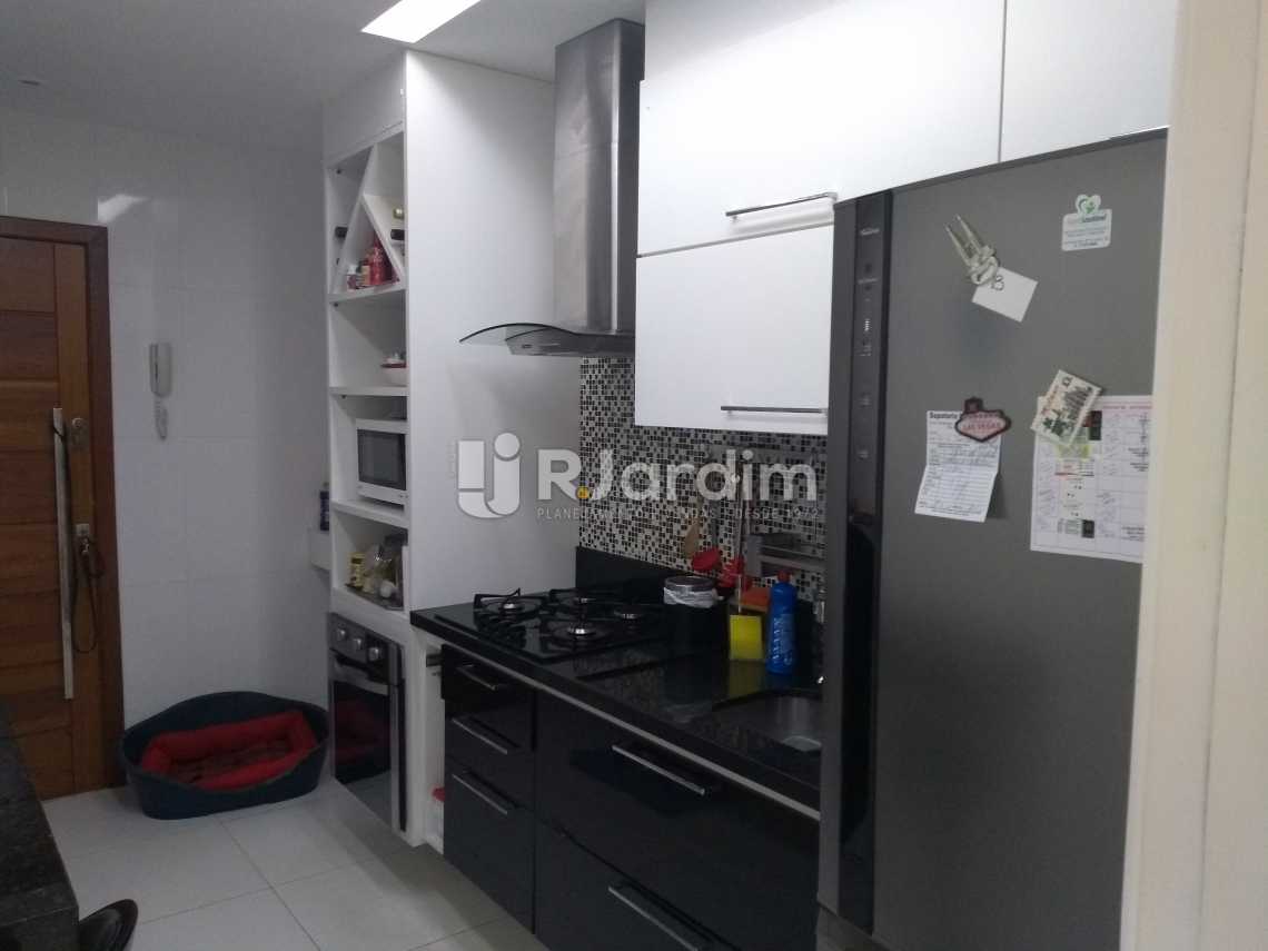 Conheça Cozinha 1 do imóvel - Compra Venda Avaliação Imóveis Apartamento Copacabana 3 Quartos - LAAP31678 - 21 Cozinha 1 - Compra Venda Avaliação Imóveis Apartamento Copacabana 3 Quartos - LAAP31678 - 21