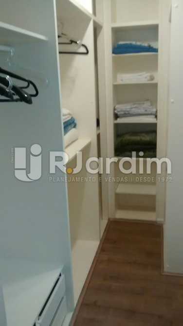 Conheça CLOSET do imóvel - Imóveis Aluguel Flat Residencial Ipanema 2 Suítes - LAFL20070 - 11 CLOSET - Imóveis Aluguel Flat Residencial Ipanema 2 Suítes - LAFL20070 - 11