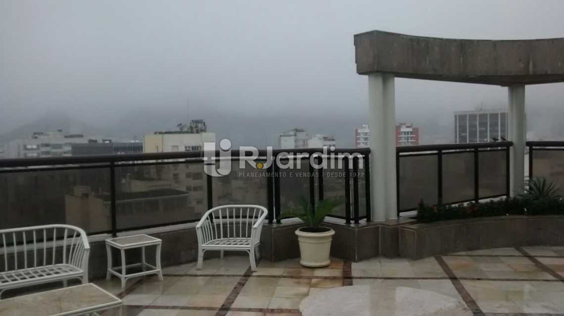 Conheça TERRAÇO do imóvel - Imóveis Aluguel Flat Residencial Ipanema 2 Suítes - LAFL20070 - 20 TERRAÇO - Imóveis Aluguel Flat Residencial Ipanema 2 Suítes - LAFL20070 - 20