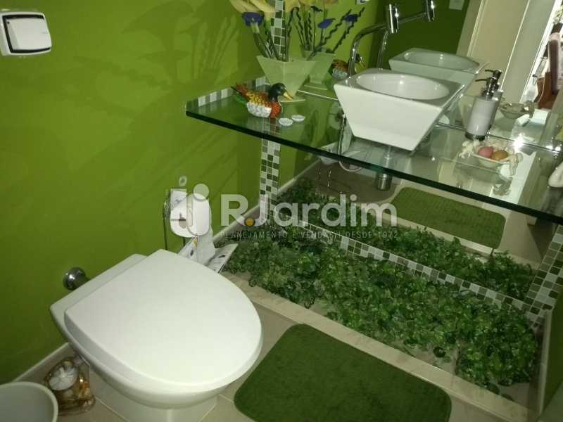 Conheça banheiro do imóvel - Apartamento à venda Rua Casuarina,Lagoa, Zona Sul,Rio de Janeiro - R$ 2.500.000 - LAAP31685 - 15 banheiro - Apartamento à venda Rua Casuarina,Lagoa, Zona Sul,Rio de Janeiro - R$ 2.500.000 - LAAP31685 - 15