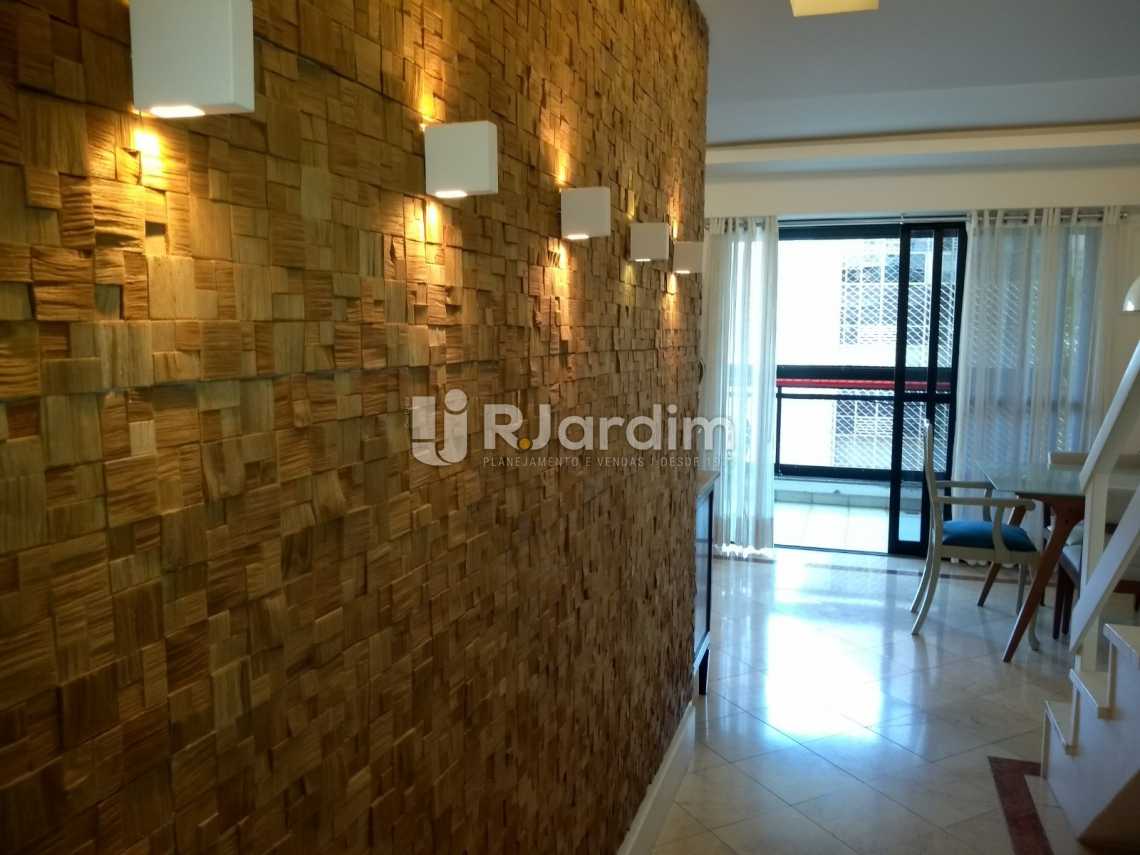 Conheça sala/circulaçaõ do imóvel - Cobertura À VENDA, Lagoa, Rio de Janeiro, RJ - LACO30235 - 15 sala/circulaçaõ - Cobertura À VENDA, Lagoa, Rio de Janeiro, RJ - LACO30235 - 15