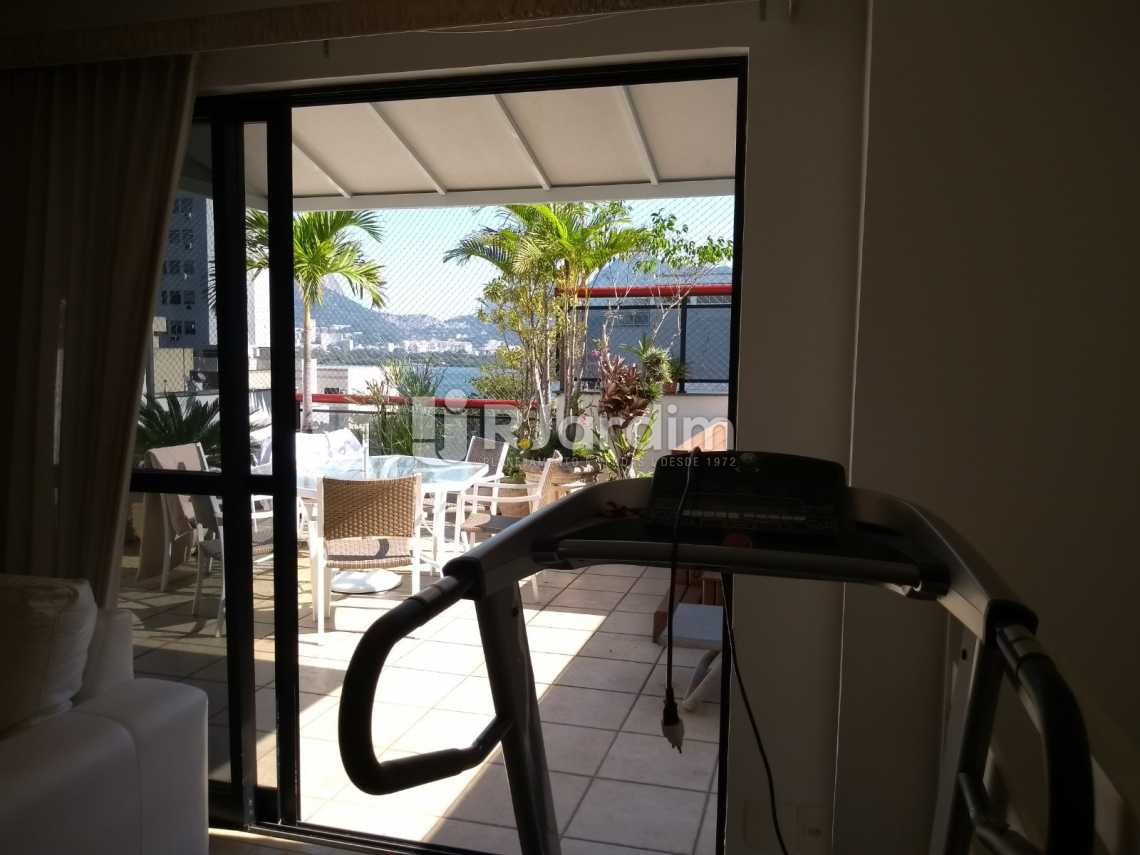 Conheça terraço do imóvel - Cobertura À VENDA, Lagoa, Rio de Janeiro, RJ - LACO30235 - 16 terraço - Cobertura À VENDA, Lagoa, Rio de Janeiro, RJ - LACO30235 - 16