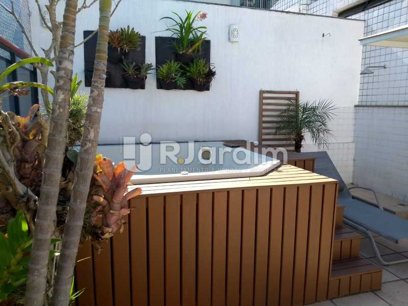 Conheça terraço do imóvel - Cobertura À VENDA, Lagoa, Rio de Janeiro, RJ - LACO30235 - 7 terraço - Cobertura À VENDA, Lagoa, Rio de Janeiro, RJ - LACO30235 - 7