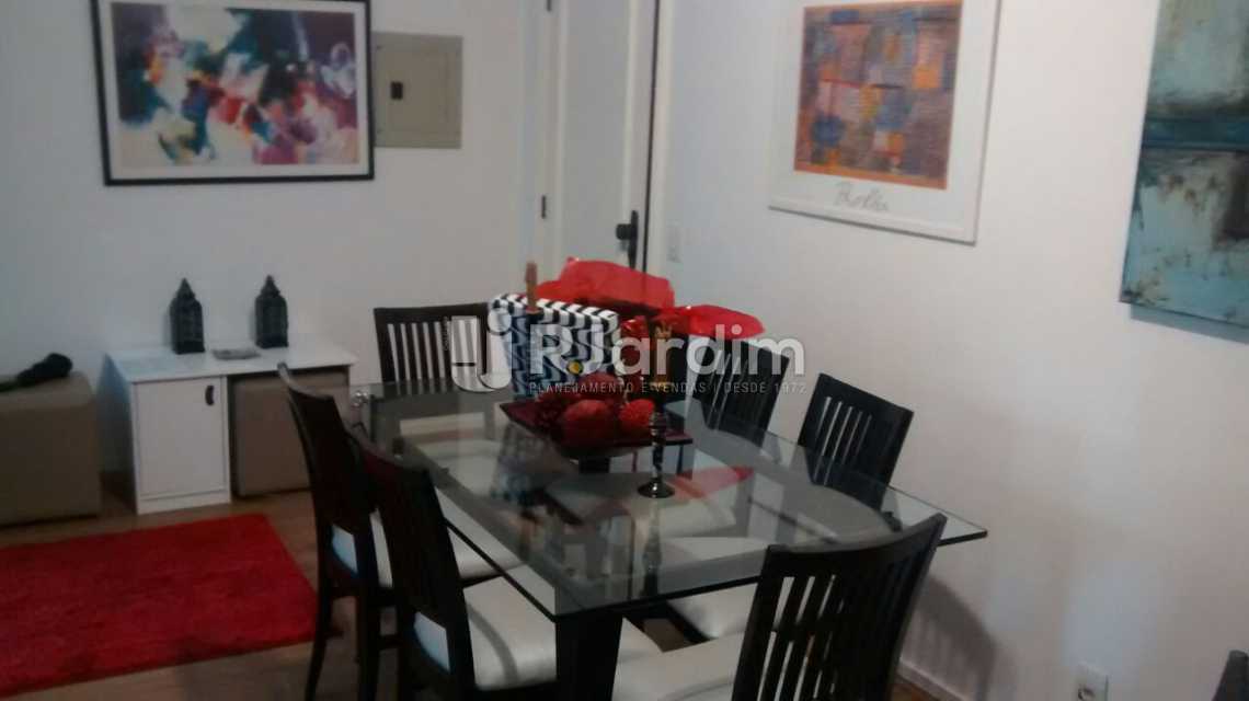 Conheça A SALA JANTAR do imóvel - Flat PARA ALUGAR, Leblon, Rio de Janeiro, RJ - LAFL20071 - 5 A SALA JANTAR - Flat PARA ALUGAR, Leblon, Rio de Janeiro, RJ - LAFL20071 - 5