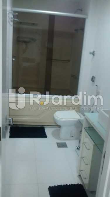 Conheça A BANHO do imóvel - Flat PARA ALUGAR, Leblon, Rio de Janeiro, RJ - LAFL20071 - 10 A BANHO - Flat PARA ALUGAR, Leblon, Rio de Janeiro, RJ - LAFL20071 - 10