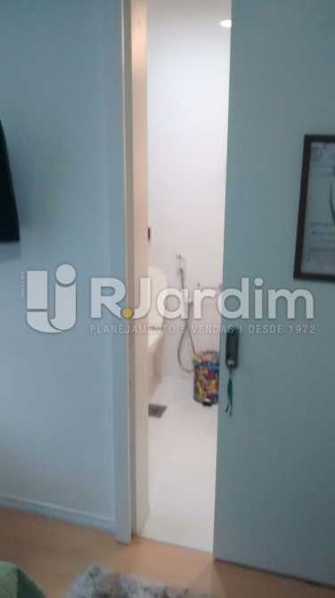 Conheça A BANH SUITE do imóvel - Flat PARA ALUGAR, Leblon, Rio de Janeiro, RJ - LAFL20071 - 11 A BANH SUITE - Flat PARA ALUGAR, Leblon, Rio de Janeiro, RJ - LAFL20071 - 11