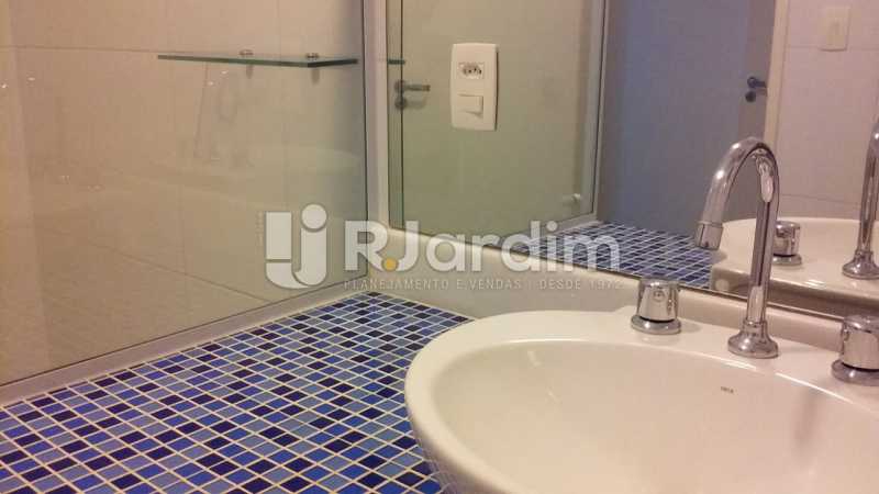 Conheça Banheiro da suíte do imóvel - Imóveis Aluguel Apartamento Leblon 3 Quartos - LAAP31699 - 20 Banheiro da suíte - Imóveis Aluguel Apartamento Leblon 3 Quartos - LAAP31699 - 20