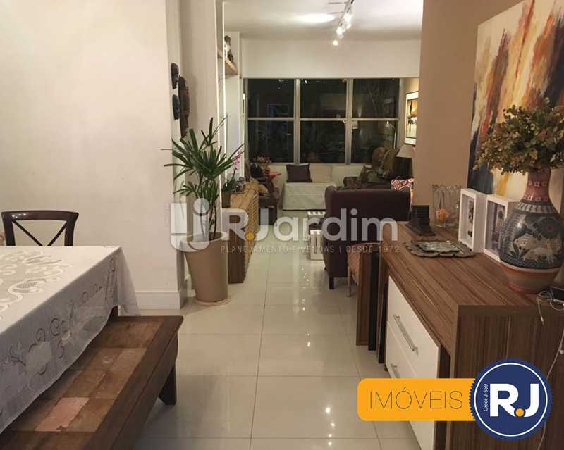 Conheça 08 sala visao geral do imóvel - Compra Venda Avaliação Imóveis Apartamento Laranjeiras 3 Quartos - LAAP31705 - 9 08 sala visao geral - Compra Venda Avaliação Imóveis Apartamento Laranjeiras 3 Quartos - LAAP31705 - 9