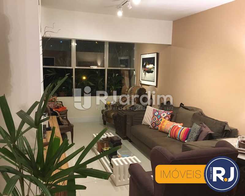 Conheça 12 sala do imóvel - Compra Venda Avaliação Imóveis Apartamento Laranjeiras 3 Quartos - LAAP31705 - 13 12 sala - Compra Venda Avaliação Imóveis Apartamento Laranjeiras 3 Quartos - LAAP31705 - 13