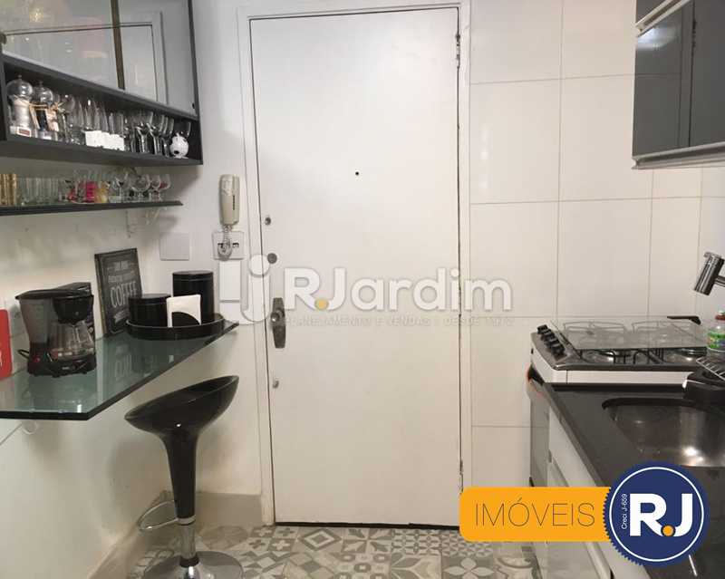 Conheça 16 cozinha do imóvel - Compra Venda Avaliação Imóveis Apartamento Laranjeiras 3 Quartos - LAAP31705 - 17 16 cozinha - Compra Venda Avaliação Imóveis Apartamento Laranjeiras 3 Quartos - LAAP31705 - 17