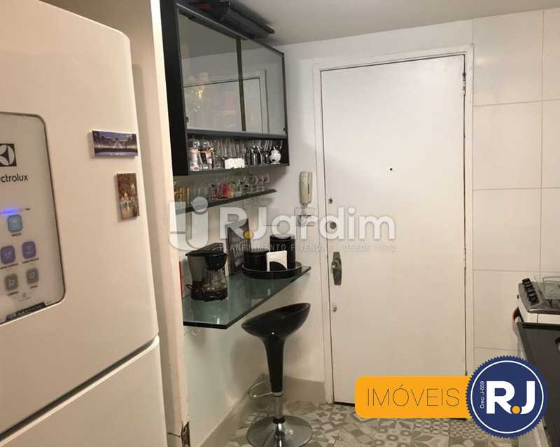 Conheça 18 cozinha do imóvel - Compra Venda Avaliação Imóveis Apartamento Laranjeiras 3 Quartos - LAAP31705 - 19 18 cozinha - Compra Venda Avaliação Imóveis Apartamento Laranjeiras 3 Quartos - LAAP31705 - 19