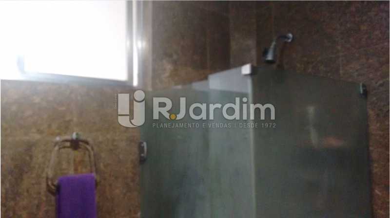 Conheça Banheiro com ventilação do imóvel - Apartamento À VENDA, Alto Leblon, Leblon, Rio de Janeiro, RJ - LAAP40664 - 19 Banheiro com ventilação - Apartamento À VENDA, Alto Leblon, Leblon, Rio de Janeiro, RJ - LAAP40664 - 19