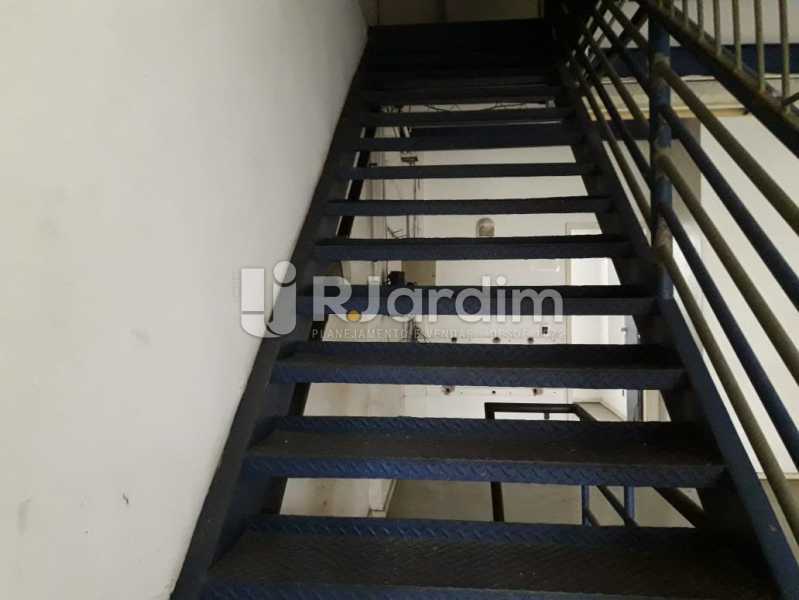 Conheça Escada do imóvel - Imóveis Aluguel Prédio Comercial Leblon - LAPR00033 - 11 Escada - Imóveis Aluguel Prédio Comercial Leblon - LAPR00033 - 11