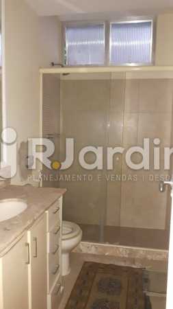 Conheça Banheiro suíte do imóvel - Apartamento Copacabana 3 Quartos Compra Venda Avaliação Imóveis - LAAP31721 - 12 Banheiro suíte - Apartamento Copacabana 3 Quartos Compra Venda Avaliação Imóveis - LAAP31721 - 12